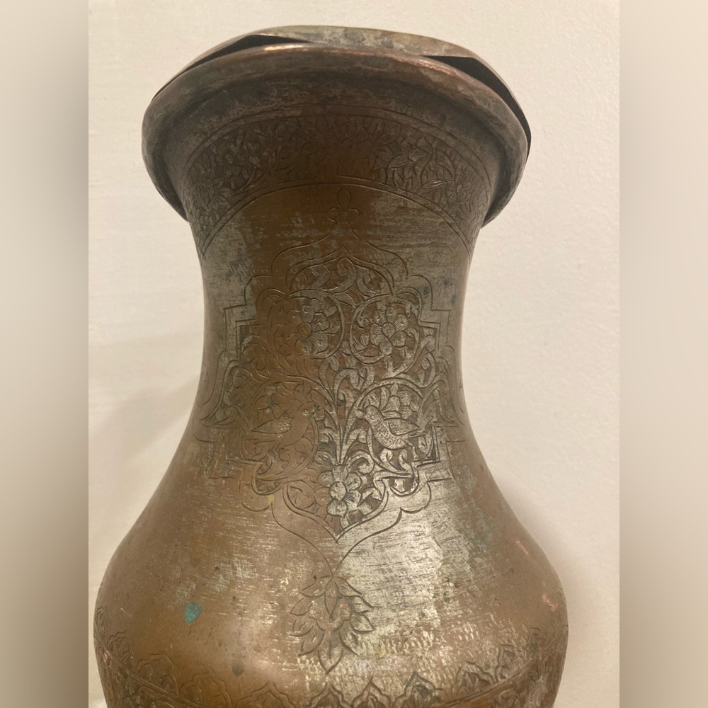 Hand Etched Vintage Metal Pitcher with Lid and Dovetail Joinery Middle Eastern - Picture 6 of 17